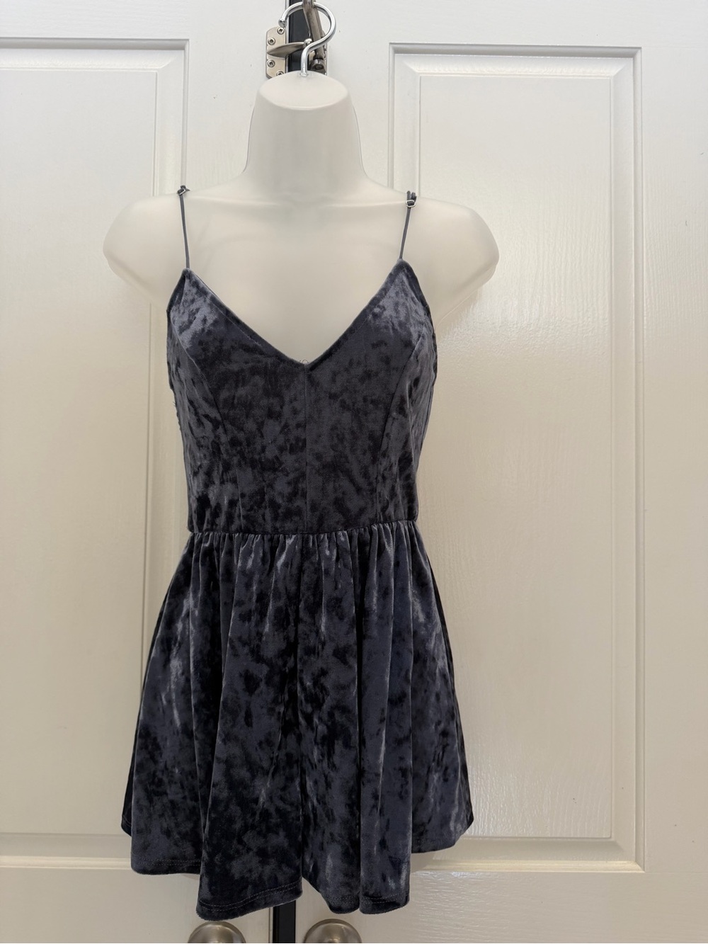 LA Hearts Blue Crushed Velvet Spaghetti Strap Romper Sz XS